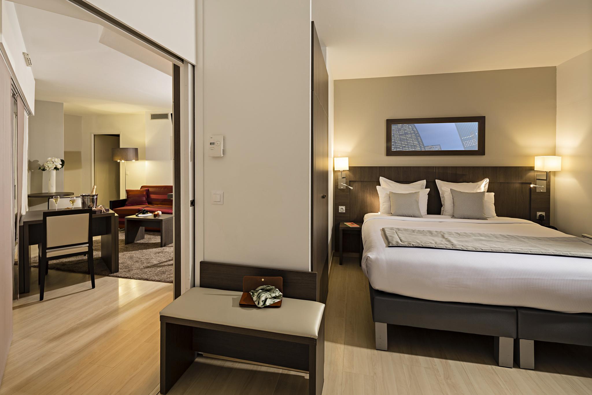 Residhome Courbevoie La Defense מראה חיצוני תמונה