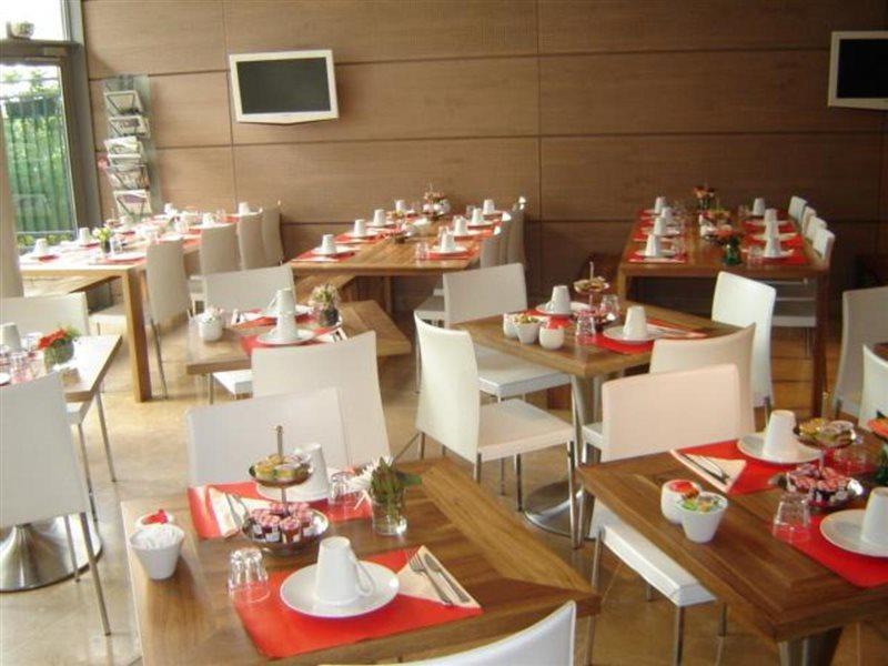 Residhome Courbevoie La Defense מראה חיצוני תמונה