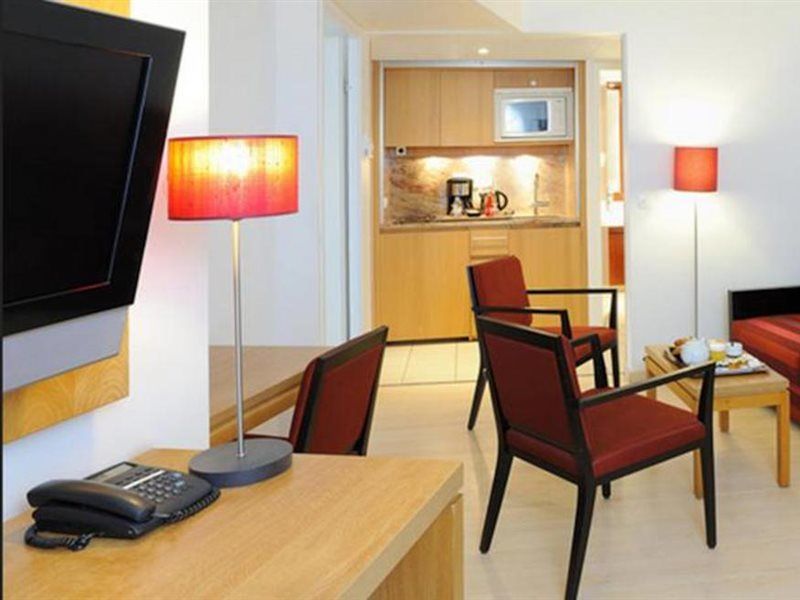 Residhome Courbevoie La Defense מראה חיצוני תמונה