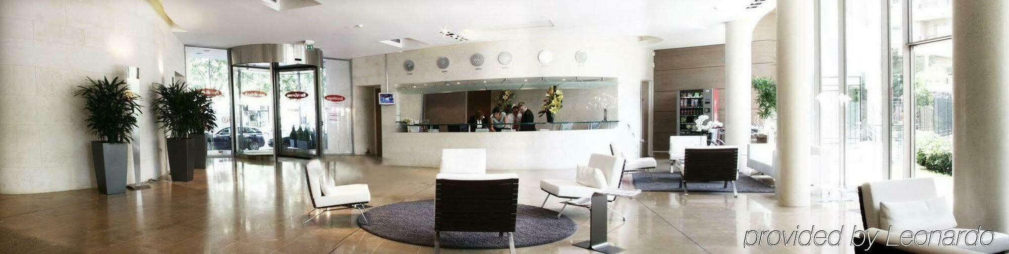 Residhome Courbevoie La Defense מראה פנימי תמונה